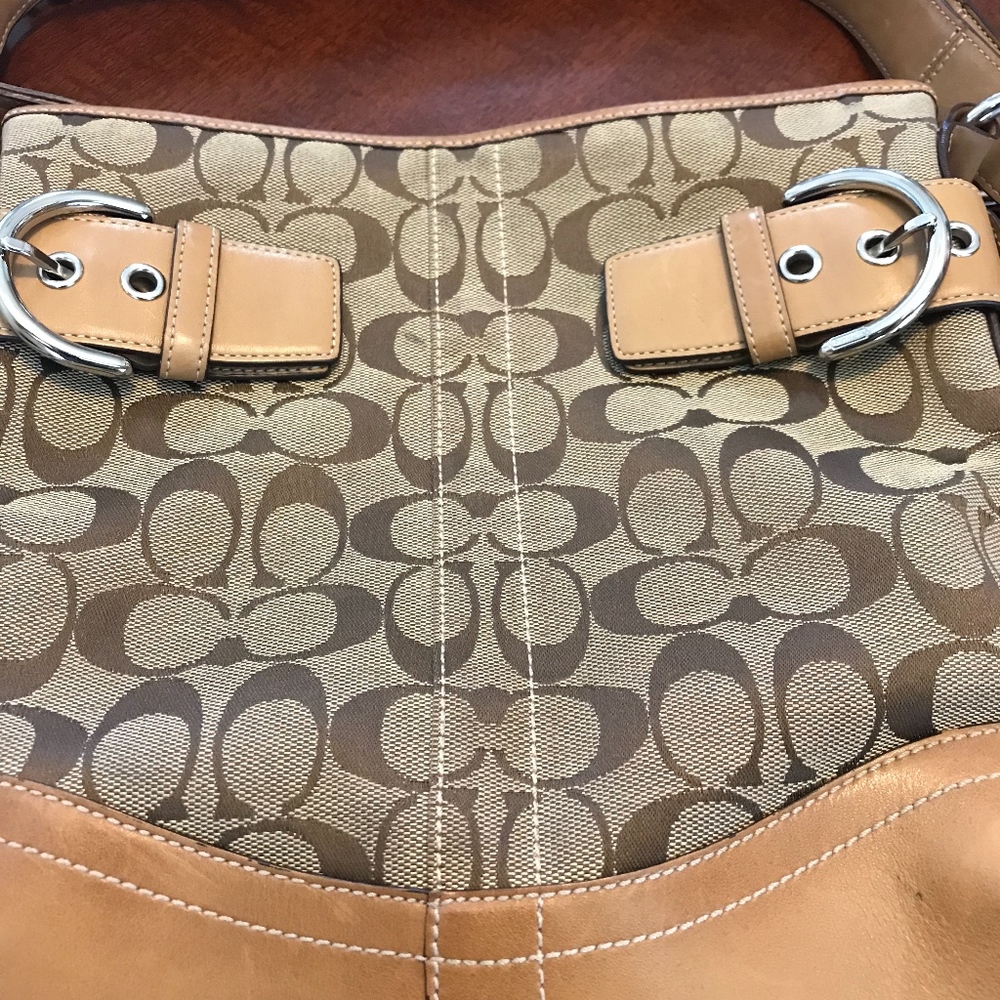 Monogram Coach bag - Picture 3 of 5